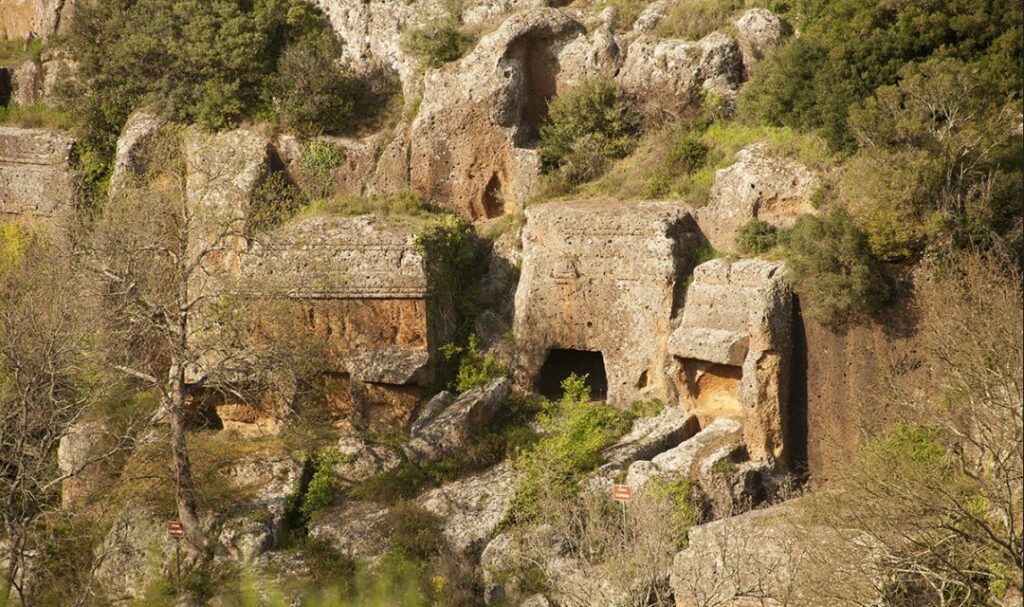 Necropoli Rupestre di Norchia